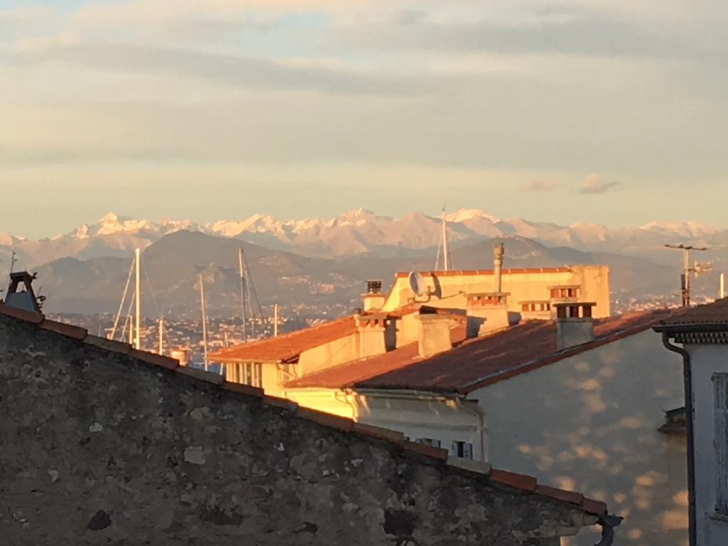 Light Filled Penthouse In Old Antibes. Heart Of The Riviera公寓 外观 照片