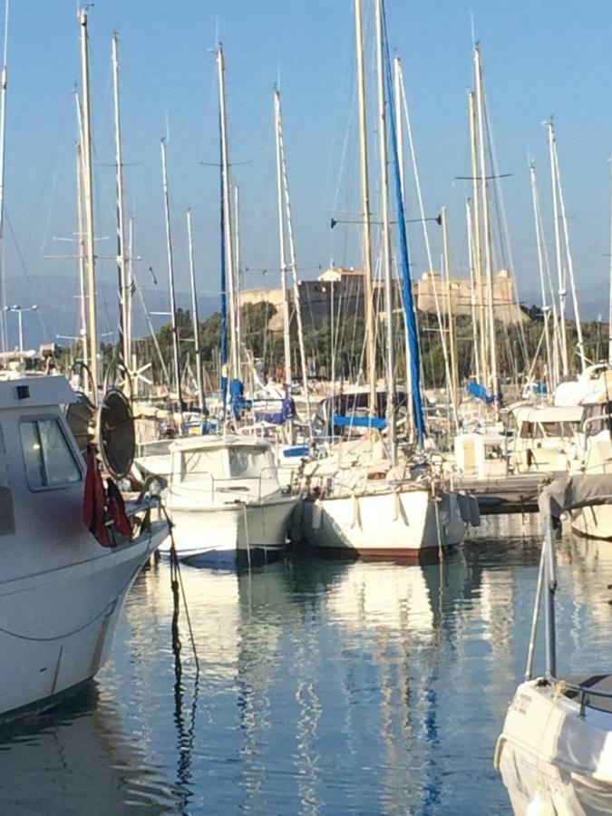 Light Filled Penthouse In Old Antibes. Heart Of The Riviera公寓 外观 照片